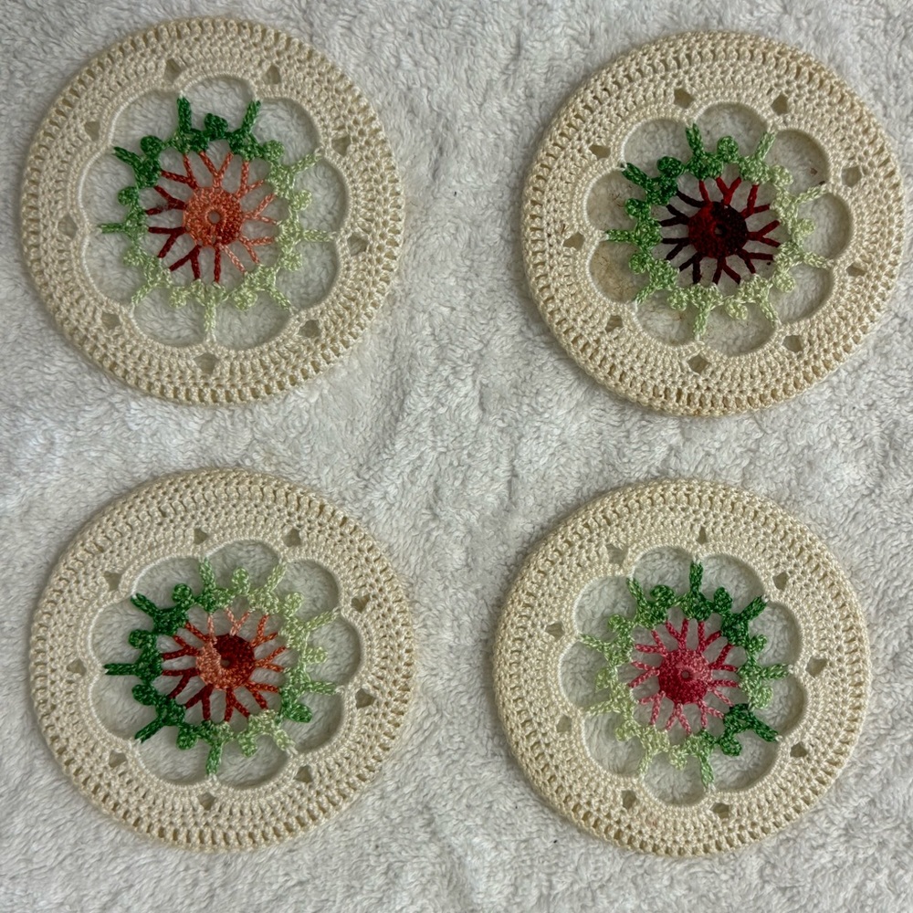 100% Cotton crocheted glass cover.